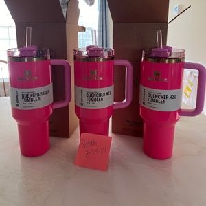 Stanley 40oz Quencher